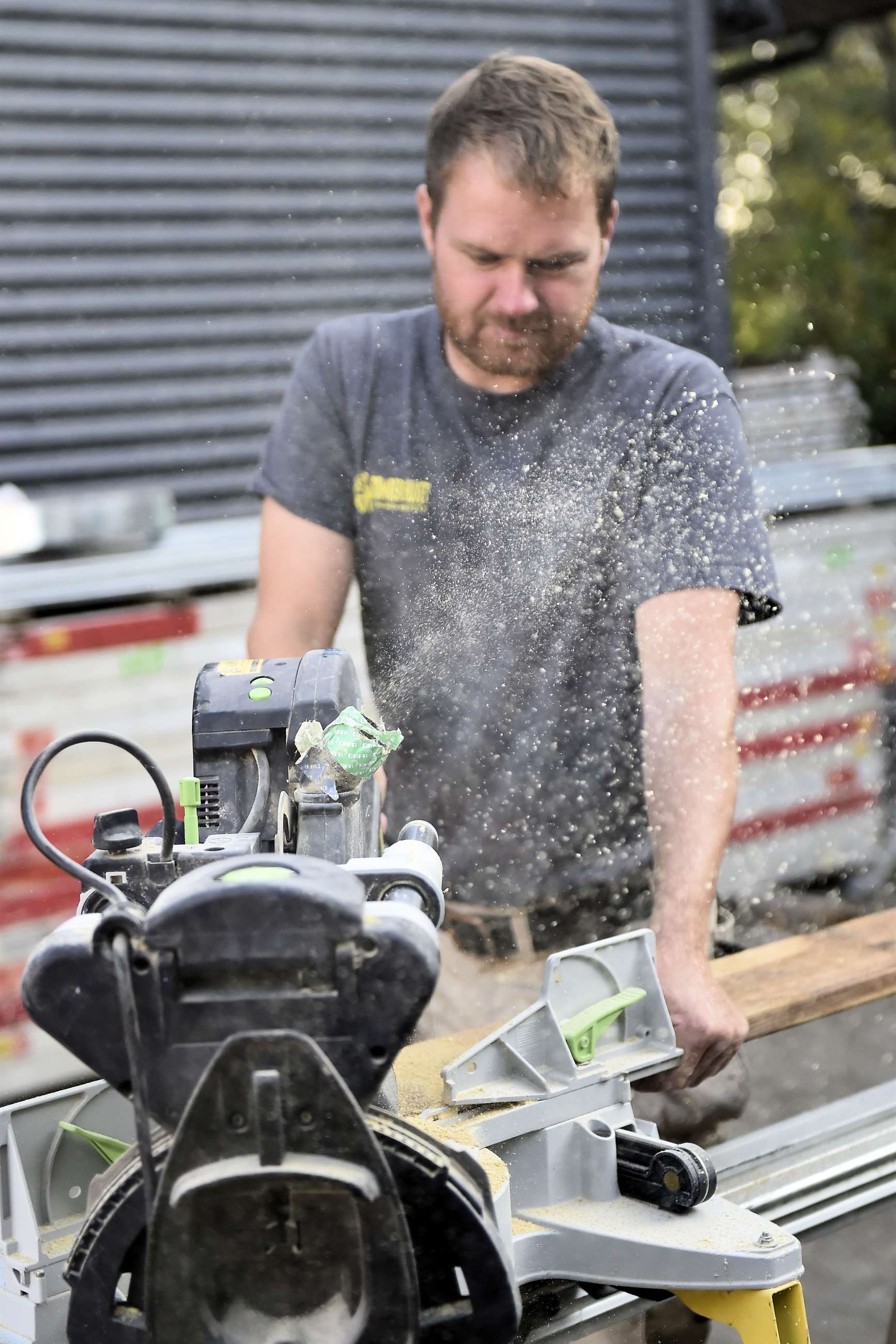 karsten sk+ªrer med front for